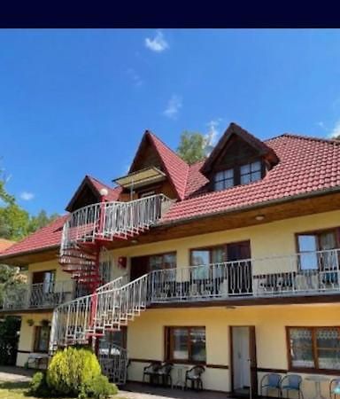 Pensjonat Marina Pobierowo Exteriör bild
